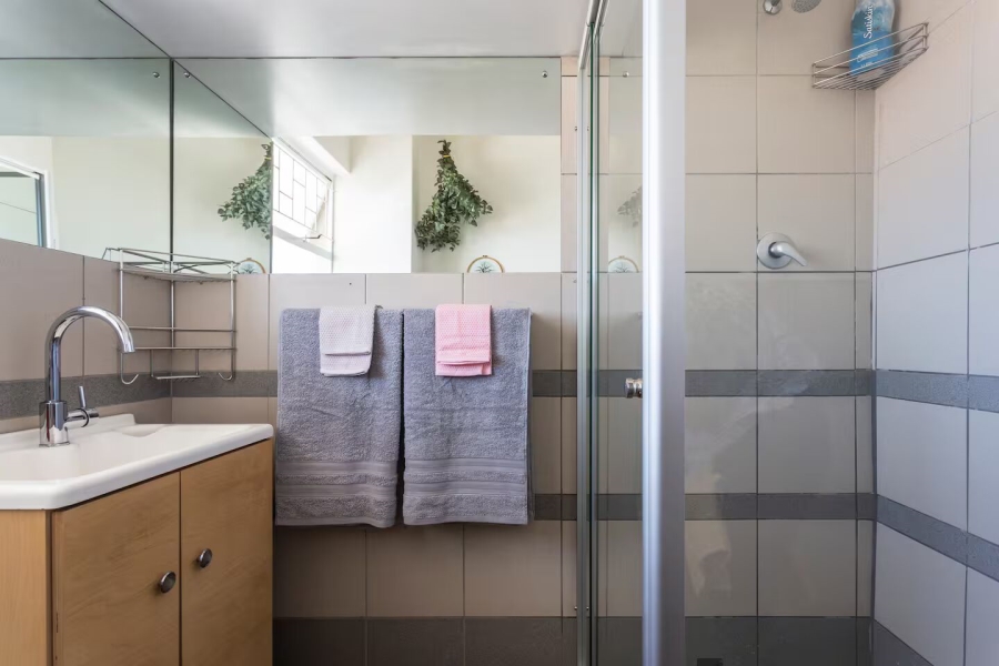 1 Bedroom Property for Sale in Gardens Western Cape